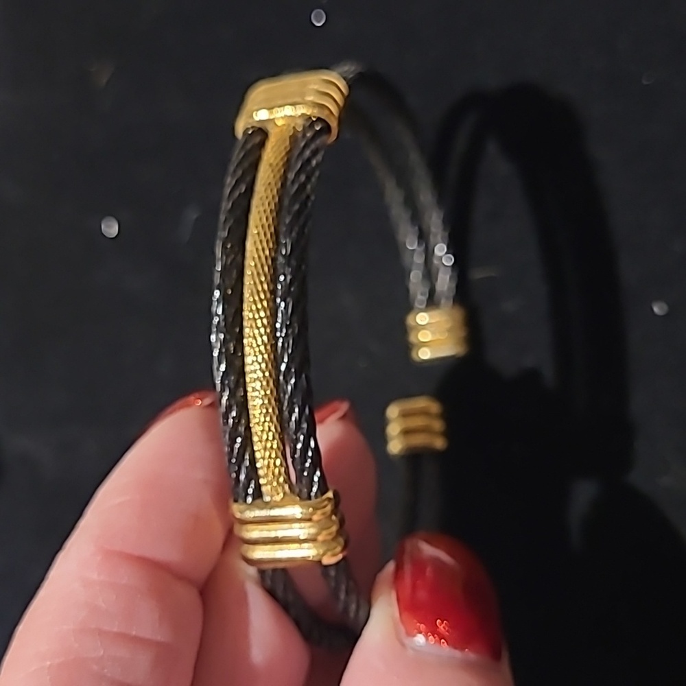Black/Gold Metallic Bangle